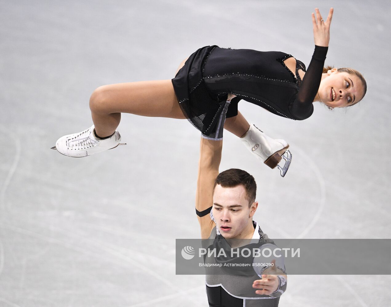 Универсиада-2019. Пары. Произвольная программа