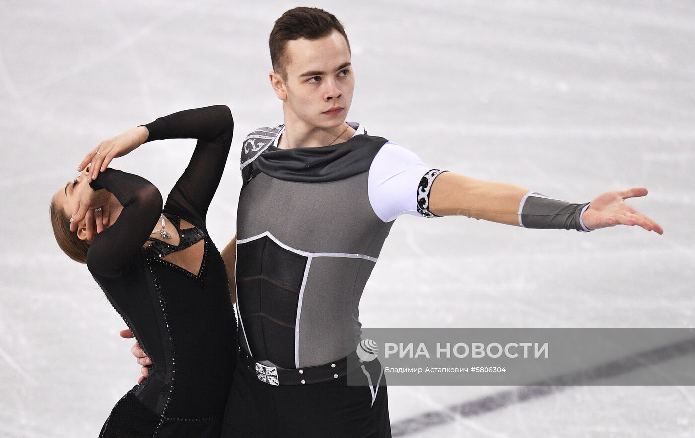 Универсиада-2019. Пары. Произвольная программа