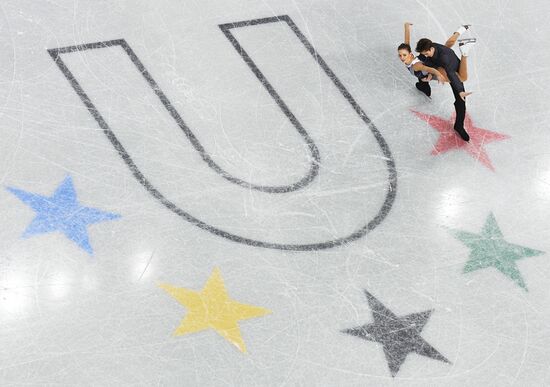 Универсиада-2019. Пары. Произвольная программа