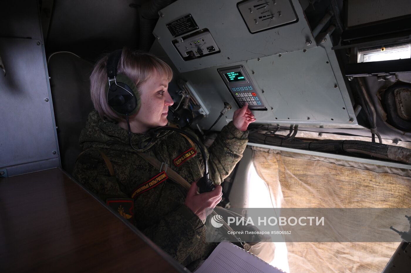 Женщины - военнослужащие мотострелковой дивизии ЮВО