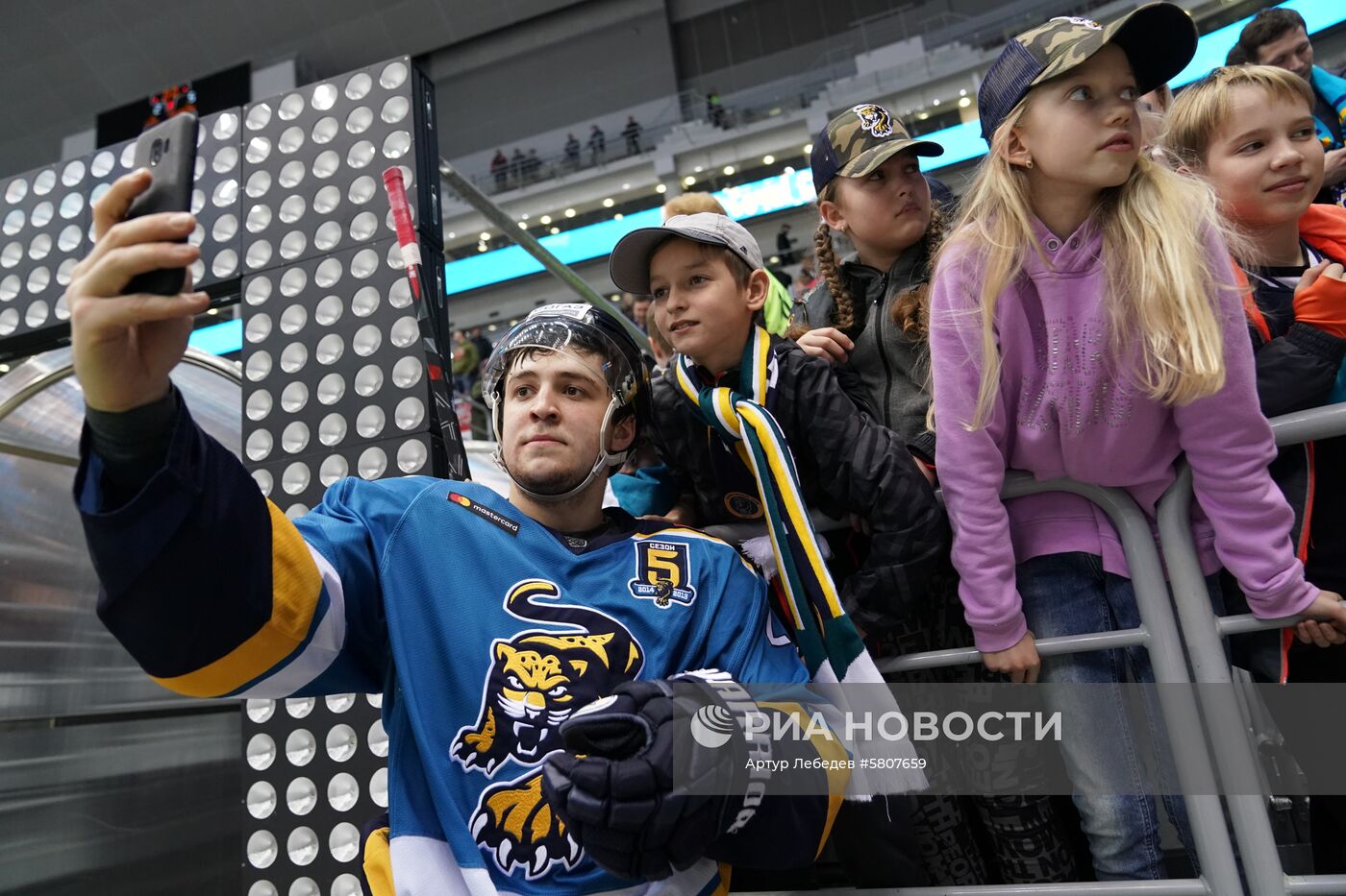 Хоккей. КХЛ. Матч "Сочи" - "Локомотив"