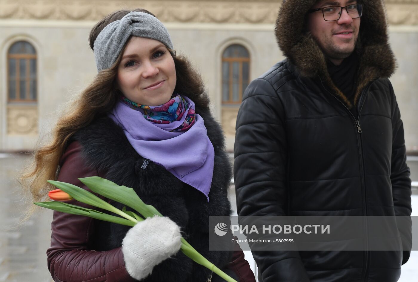 Поздравления женщин с Международным женским днем