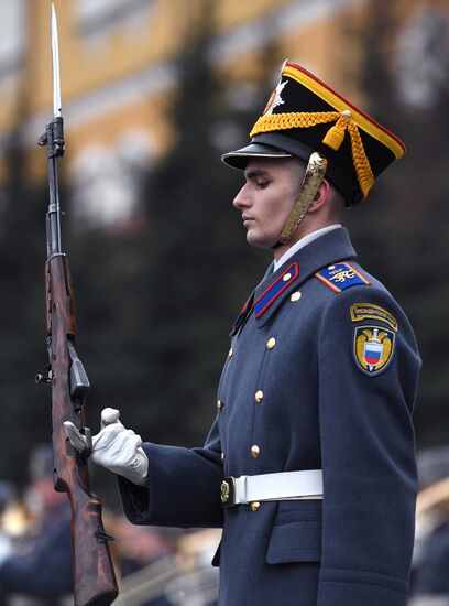 Поздравления женщин с Международным женским днем