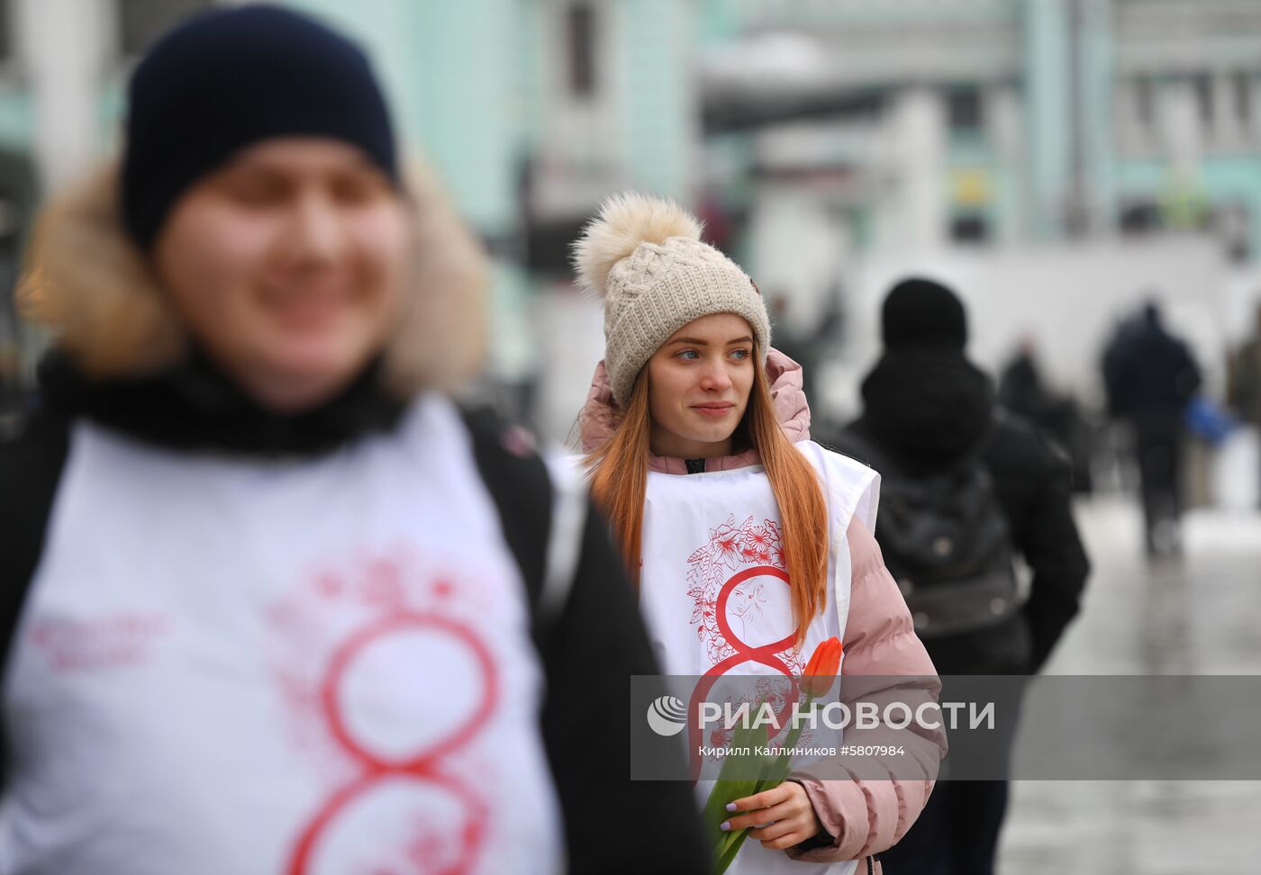 Поздравления женщин с Международным женским днем