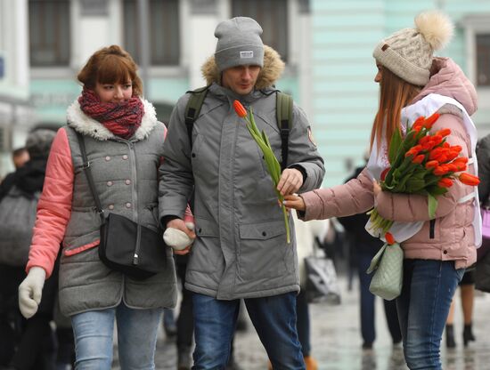 Поздравления женщин с Международным женским днем