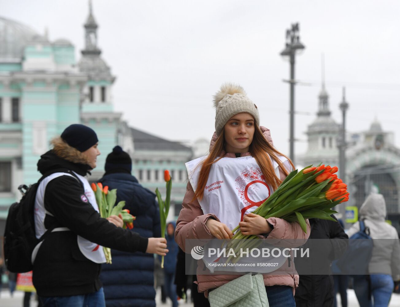 Поздравления женщин с Международным женским днем