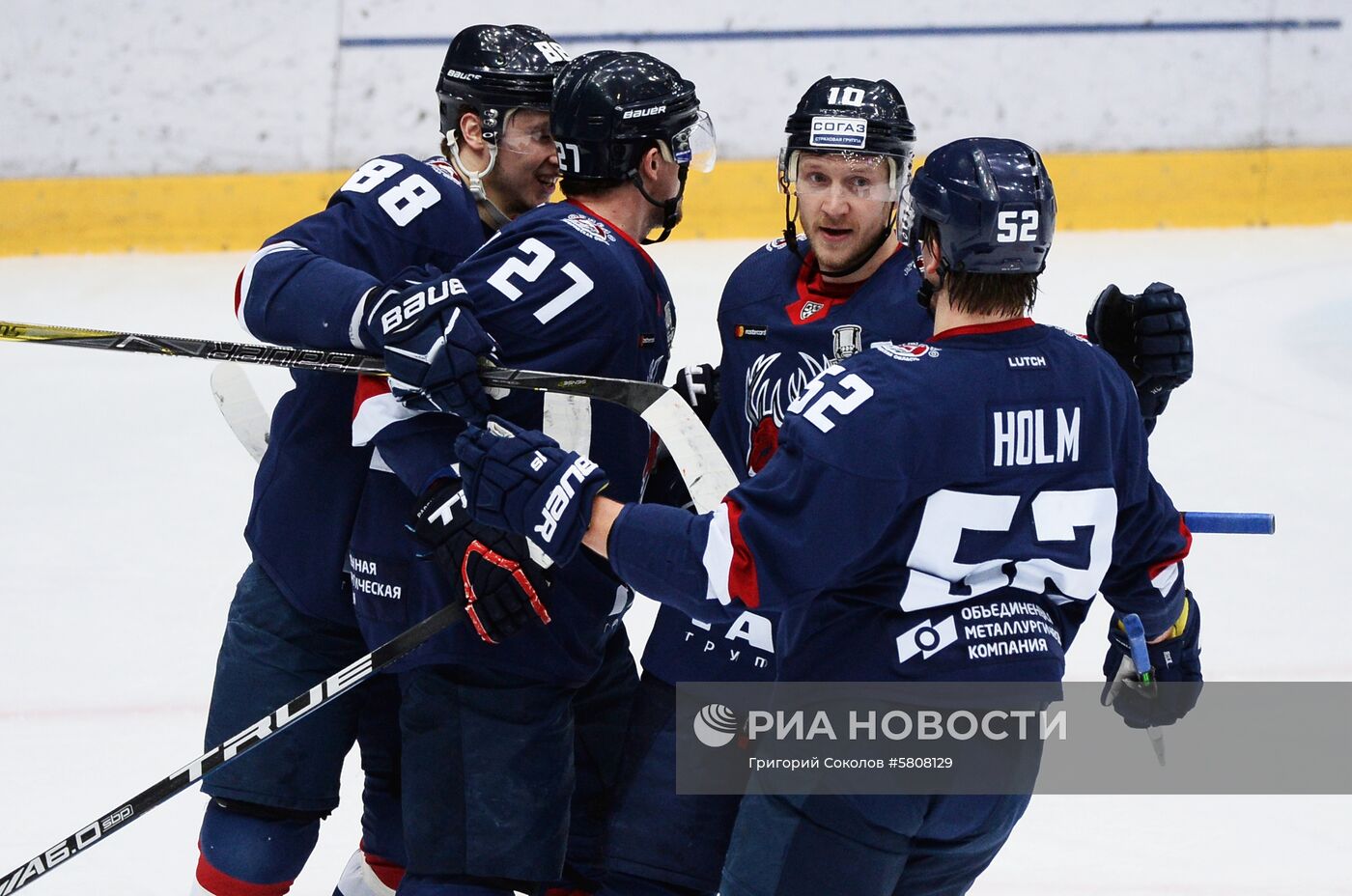 Хоккей. КХЛ. Матч "Торпедо" - "Барыс"