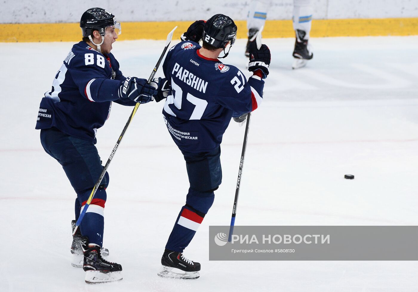 Хоккей. КХЛ. Матч "Торпедо" - "Барыс"