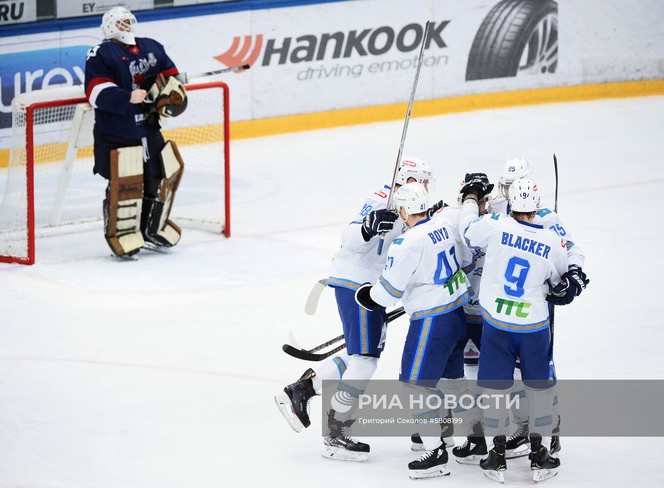 Хоккей. КХЛ. Матч "Торпедо" - "Барыс"