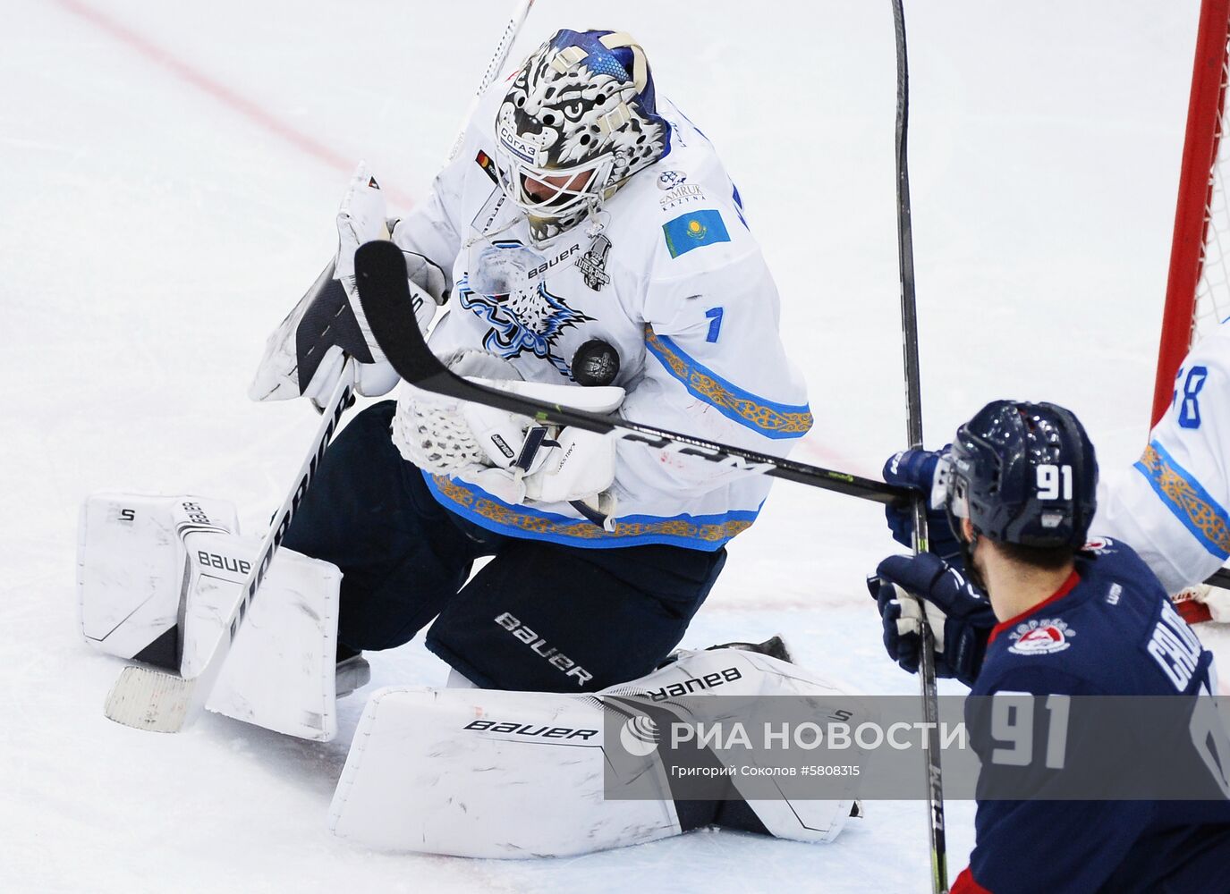 Хоккей. КХЛ. Матч "Торпедо" - "Барыс"