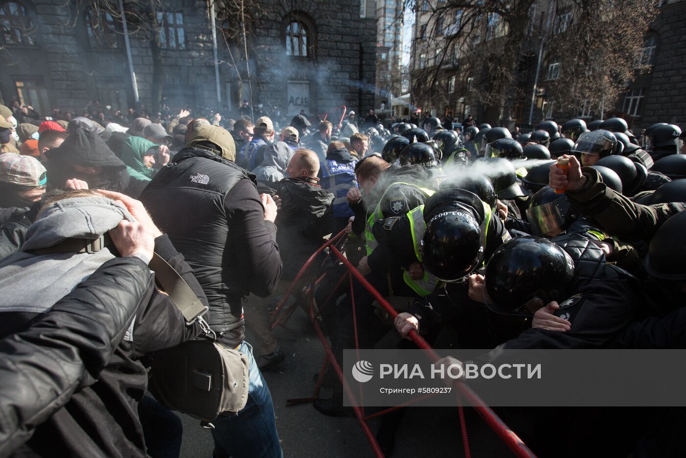 Акция в Киеве против коррупции в оборонной промышленности