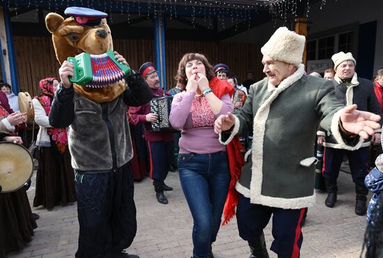 Празднование Масленицы