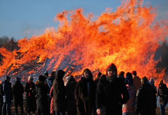 Празднование Масленицы