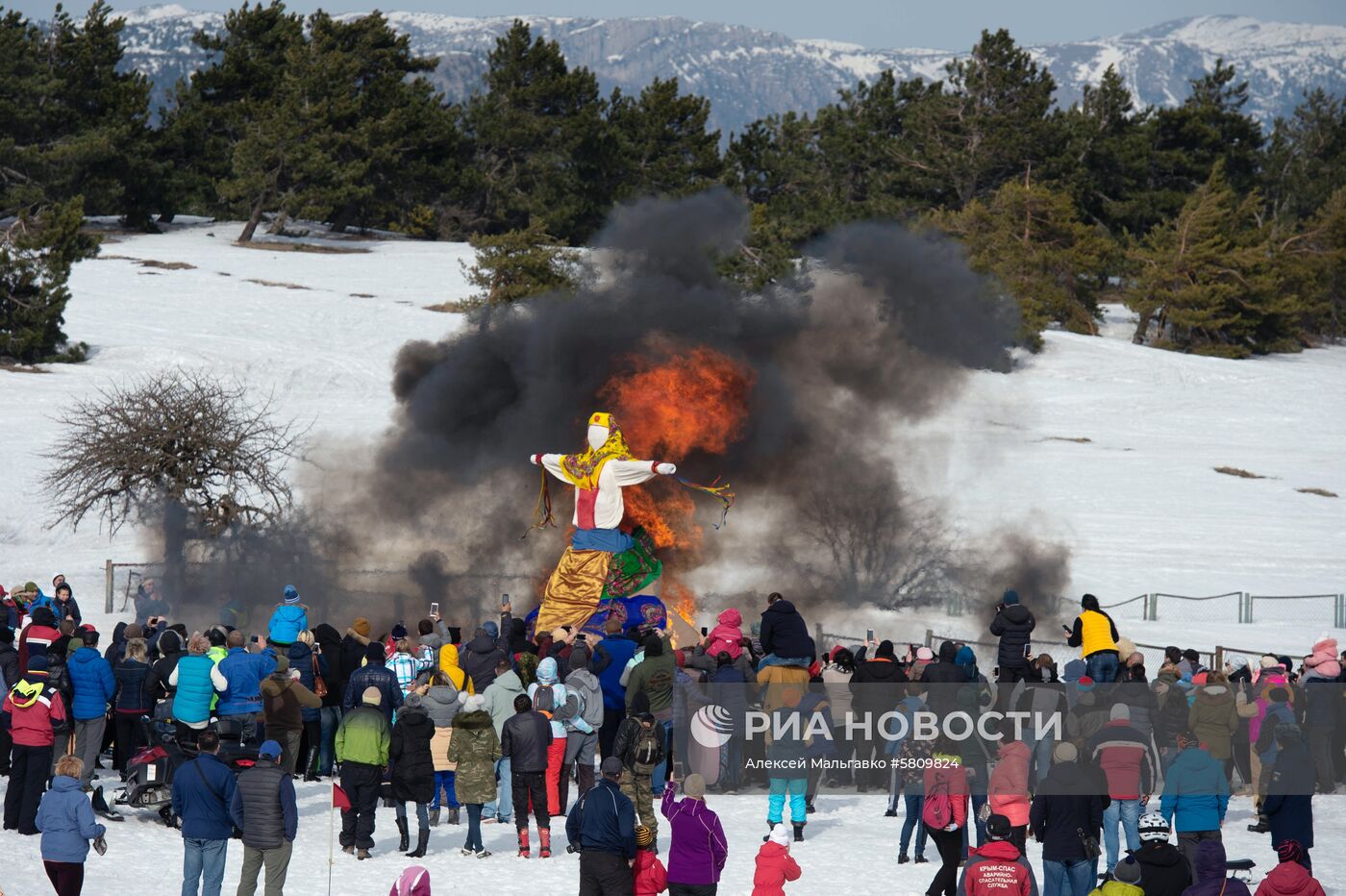 Празднование Масленицы