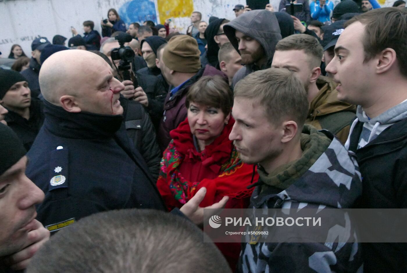 Президент Украины П. Порошенко посетил Черкассы в рамках предвыборной кампании