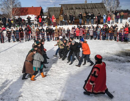 Празднование Масленицы