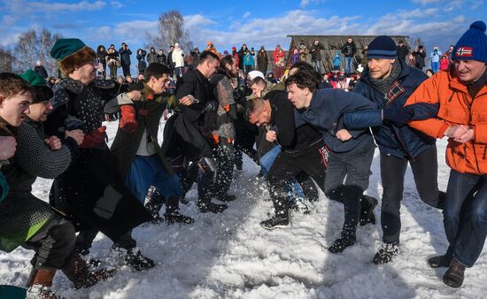 Празднование Масленицы