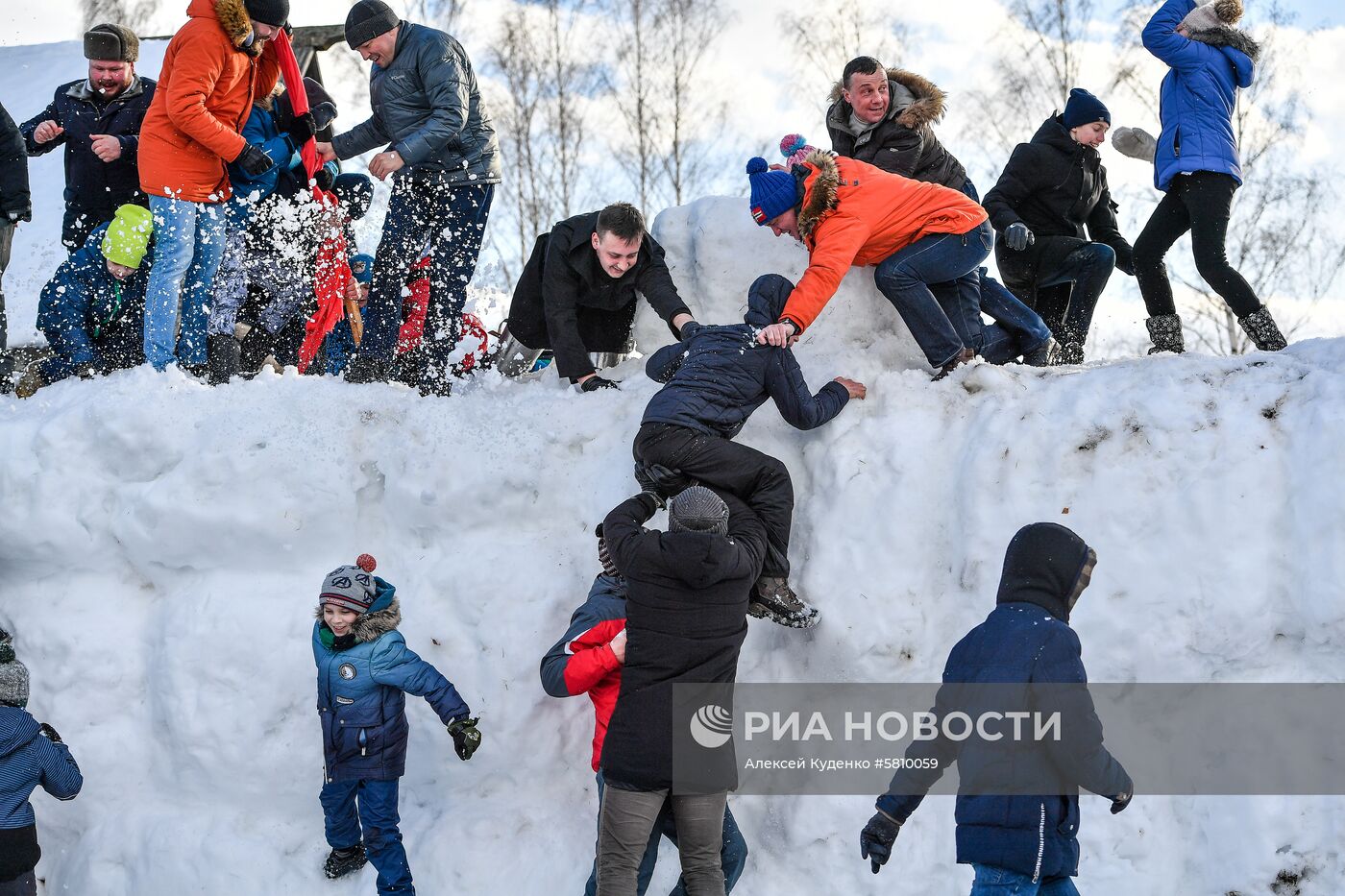 Празднование Масленицы