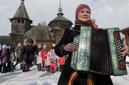 Празднование Масленицы