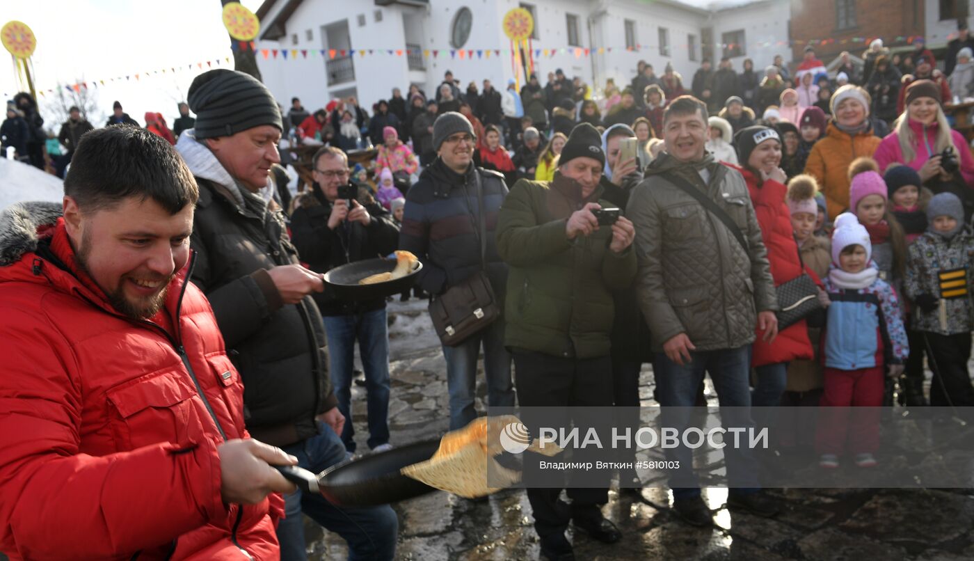 Празднование Масленицы