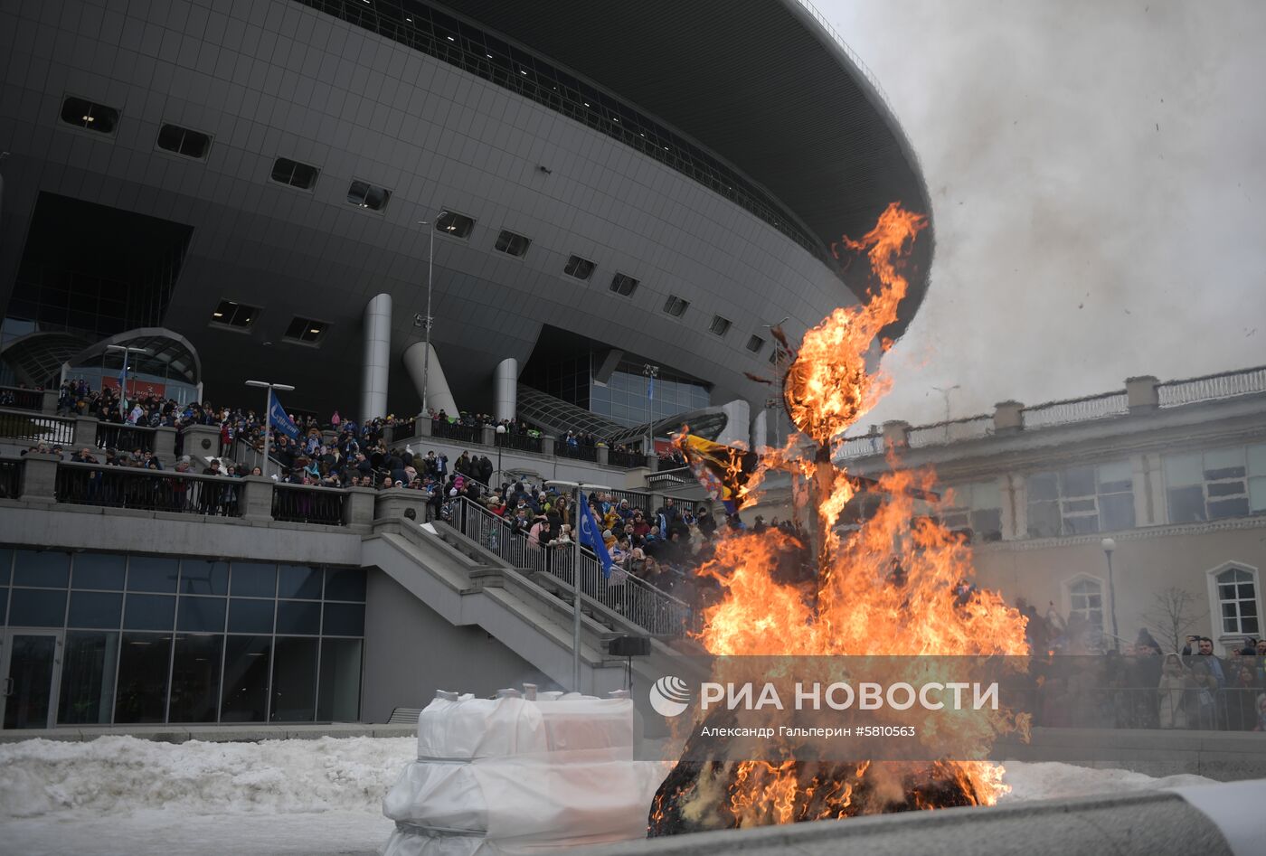 Празднование Масленицы в России