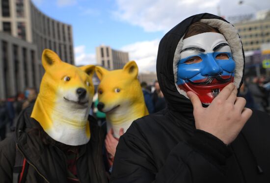  Митинг против закона о защите Рунета