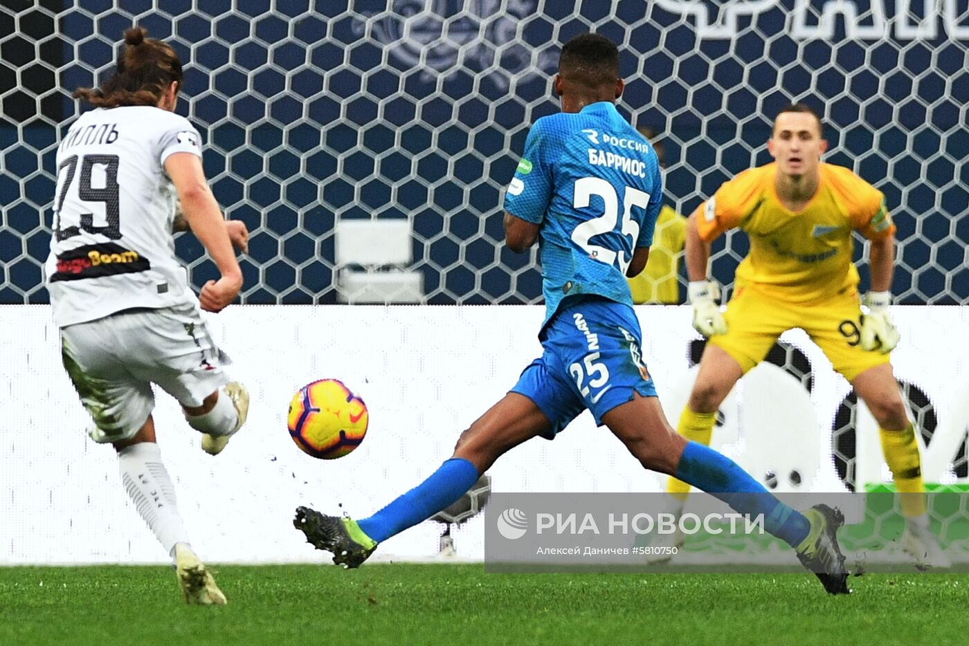 Футбол. РПЛ. Матч "Зенит" - "Уфа"