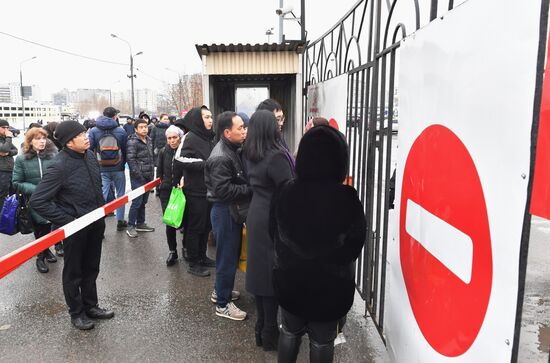 Проверки на московских рынках "Москва" и "Садовод"