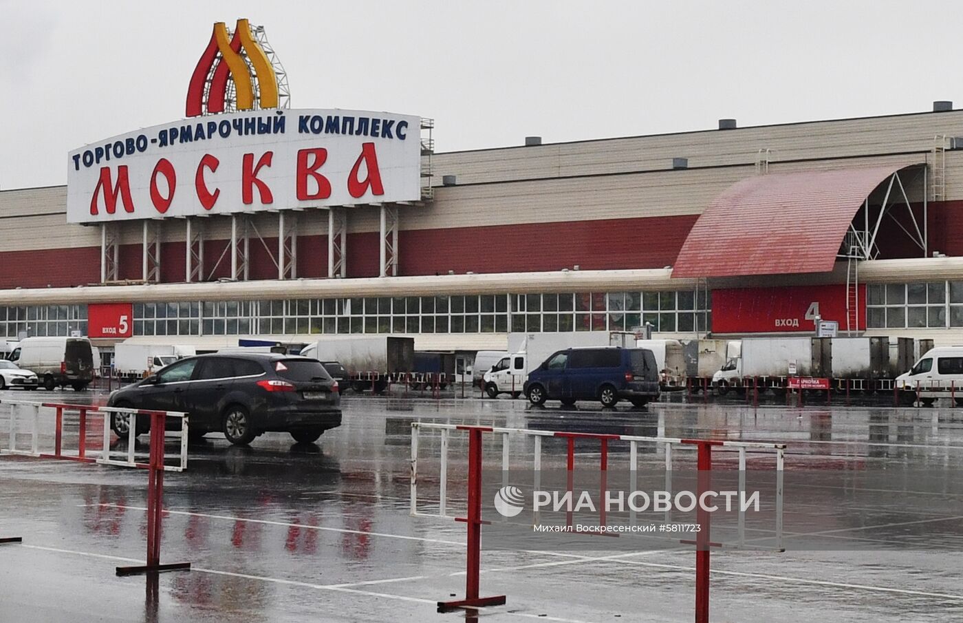 Проверки на московских рынках "Москва" и "Садовод"