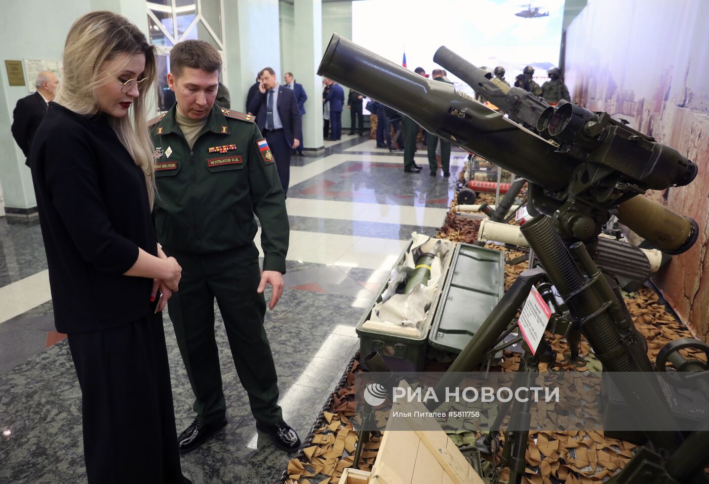 Выставка артефактов военной операции в Сирии