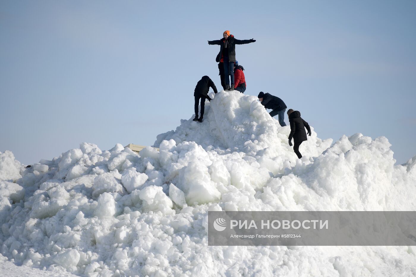 Ледяные торосы на Финском заливе