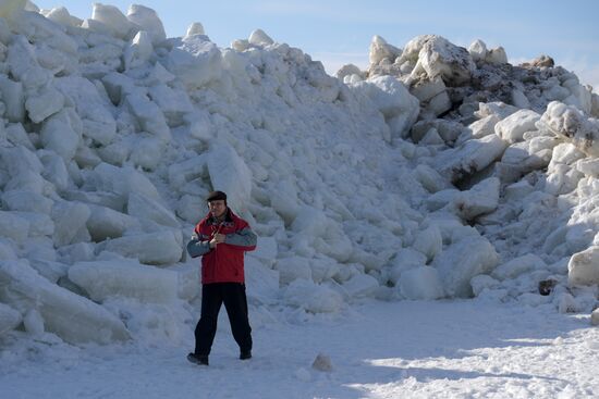 Ледяные торосы на Финском заливе
