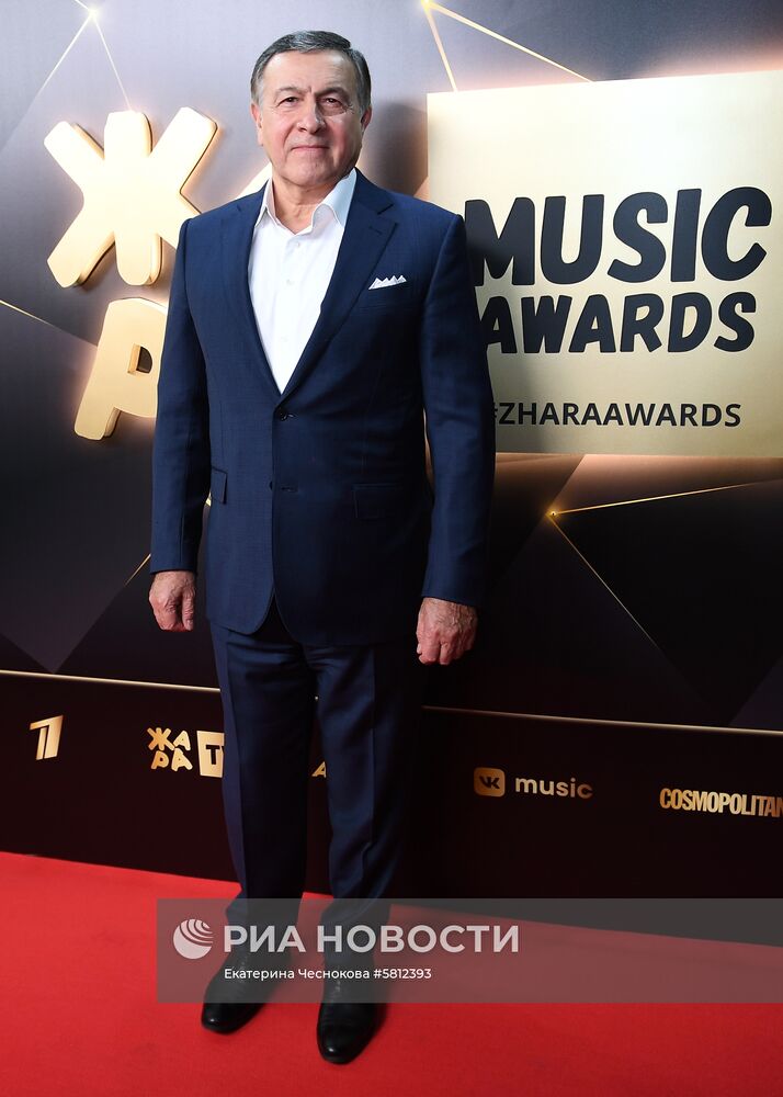 Pre-party музыкальной премии "ЖАРА Music Awards" в новом ресторане LESNOY