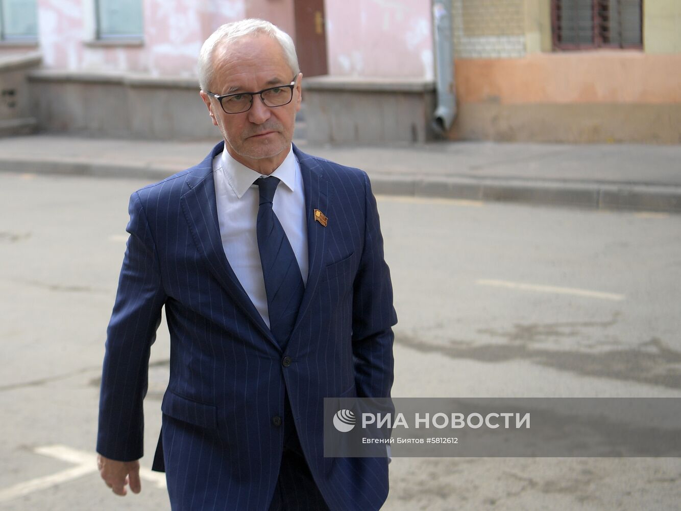 Прощание с актером В. Этушем