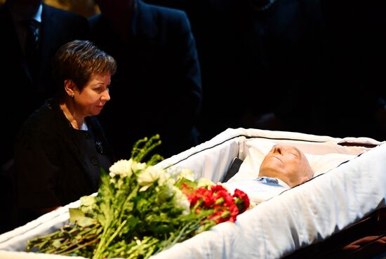 Прощание с актером В. Этушем