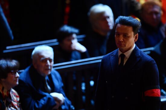 Прощание с актером В. Этушем