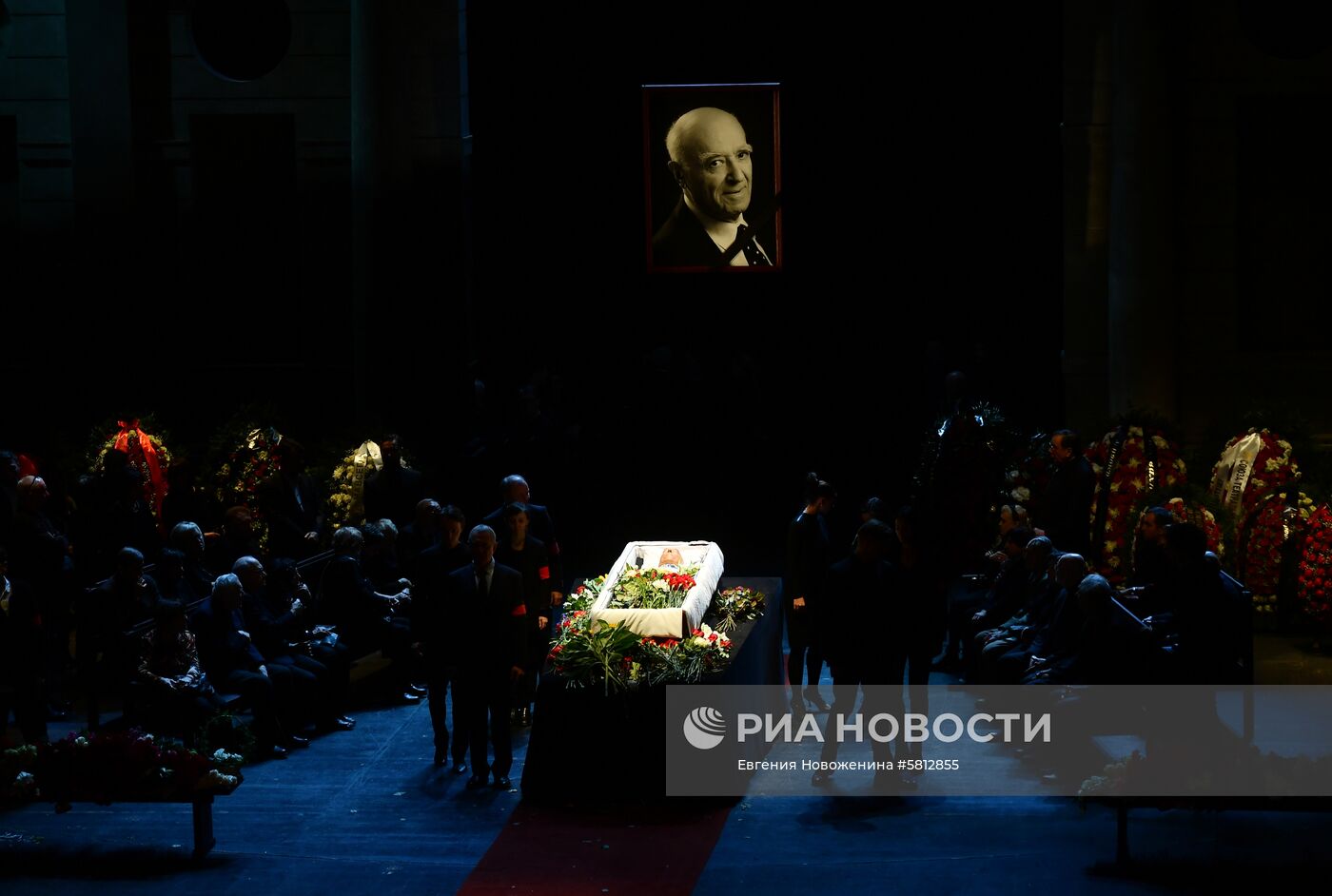 Прощание с актером В. Этушем