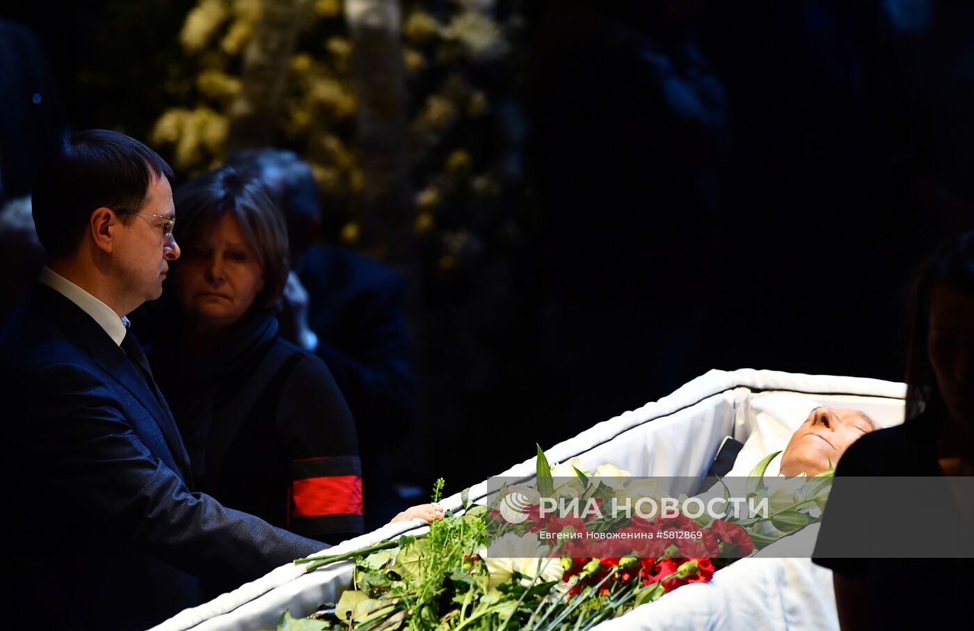 Прощание с актером В. Этушем