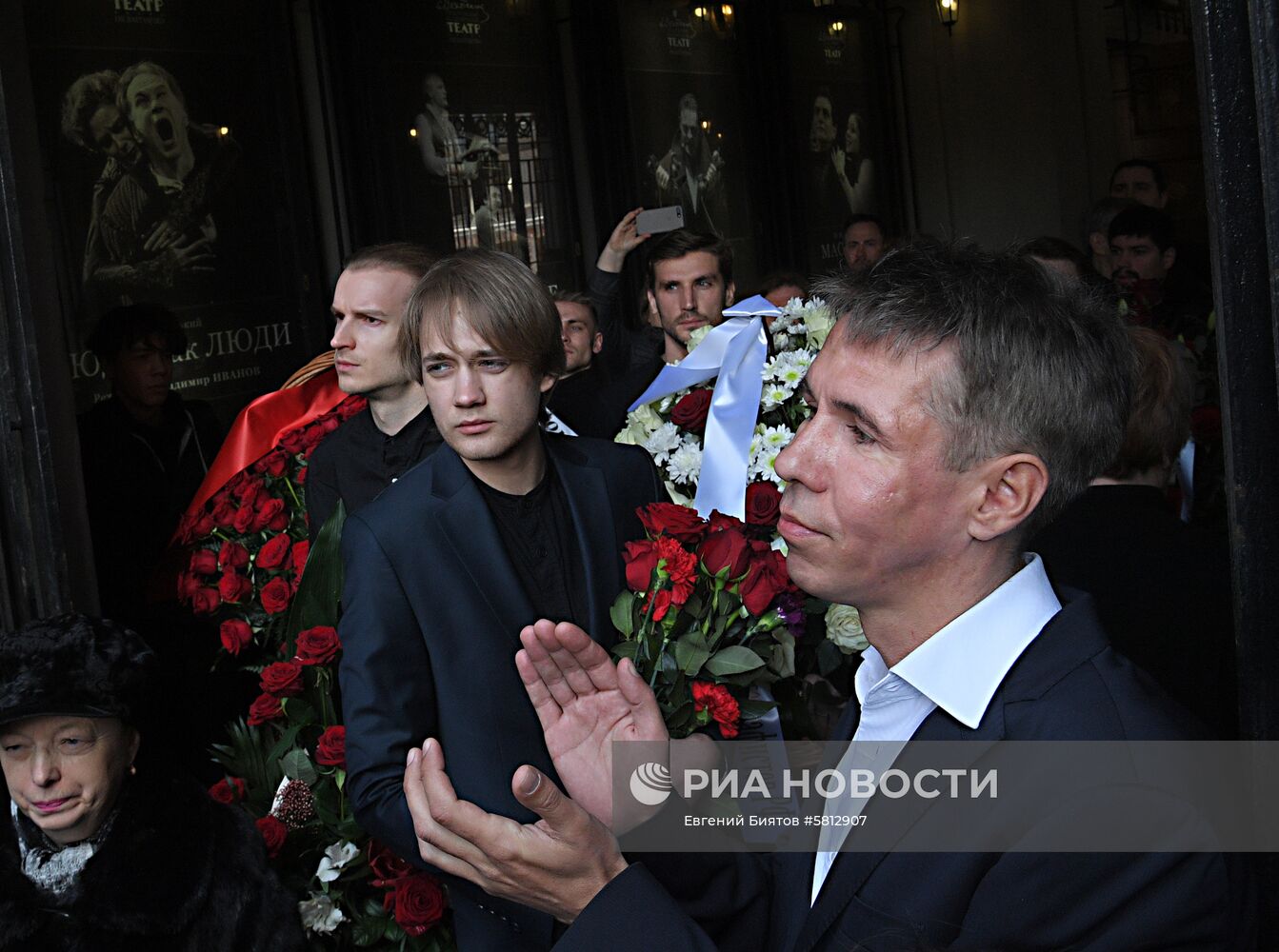 Прощание с актером В. Этушем