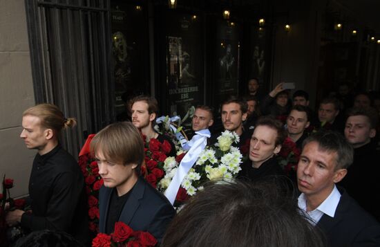 Прощание с актером В. Этушем