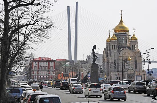 Города России. Владивосток