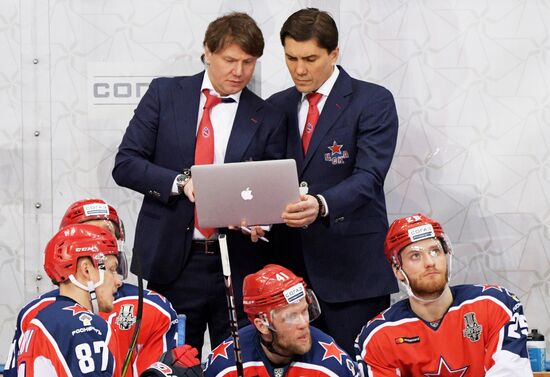 Хоккей. КХЛ. Матч ЦСКА - "Динамо" (Москва)