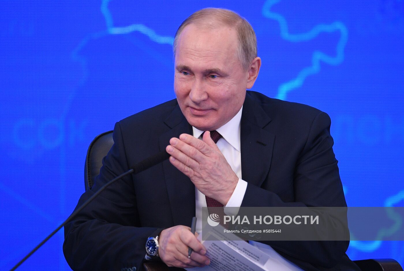 Президент РФ В. Путин принял участие в работе съезда РСПП