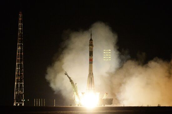 Старт пилотируемого корабля "Союз МС-12"