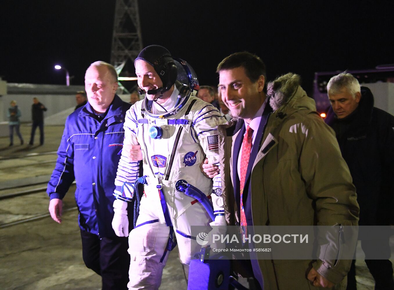 Старт пилотируемого корабля "Союз МС-12"