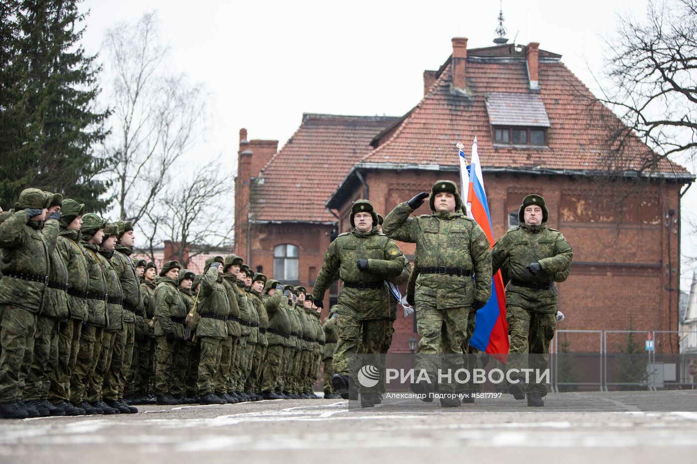 Новые расчеты С-400 заступили на первое боевое дежурство 
