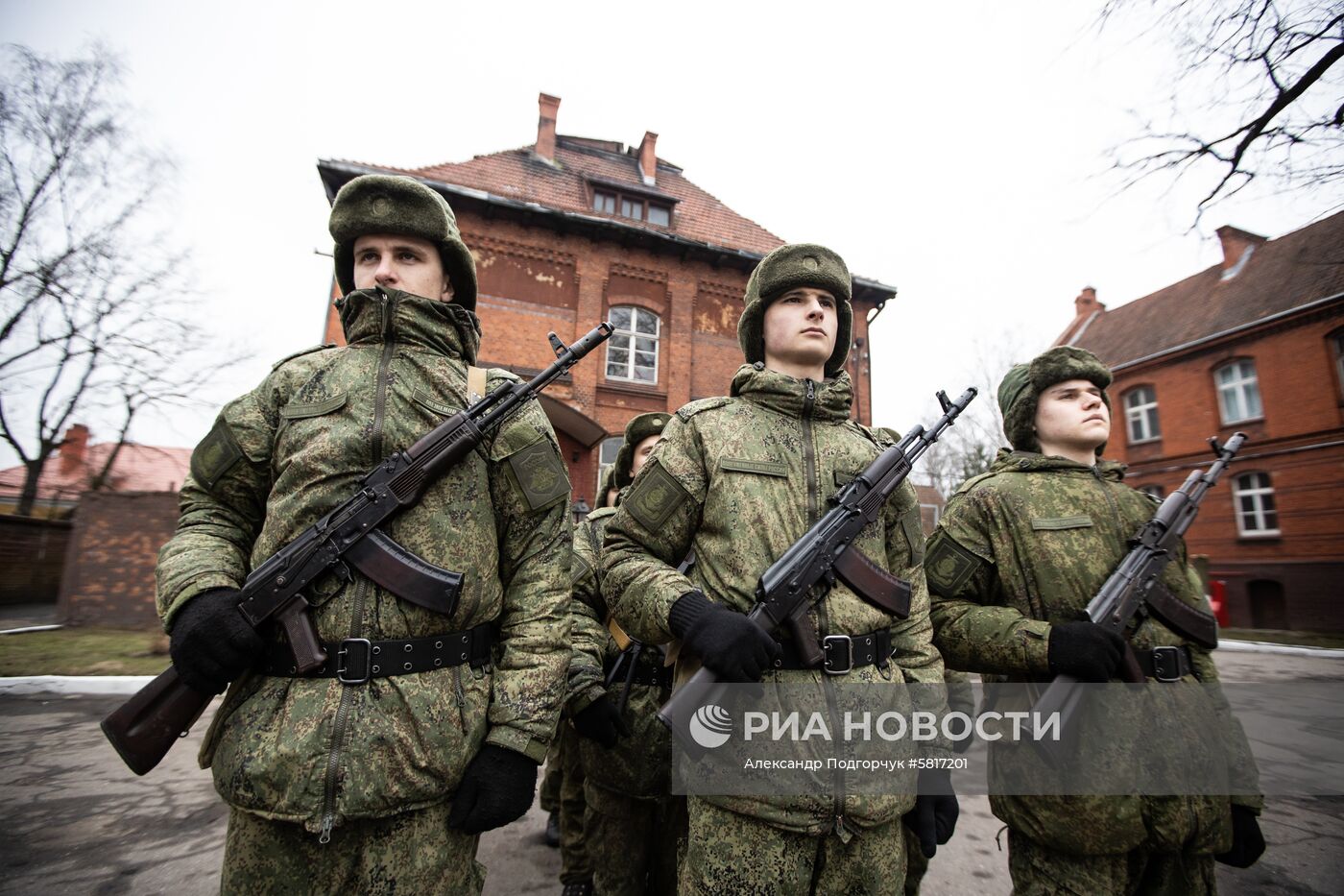 Новые расчеты С-400 заступили на первое боевое дежурство 