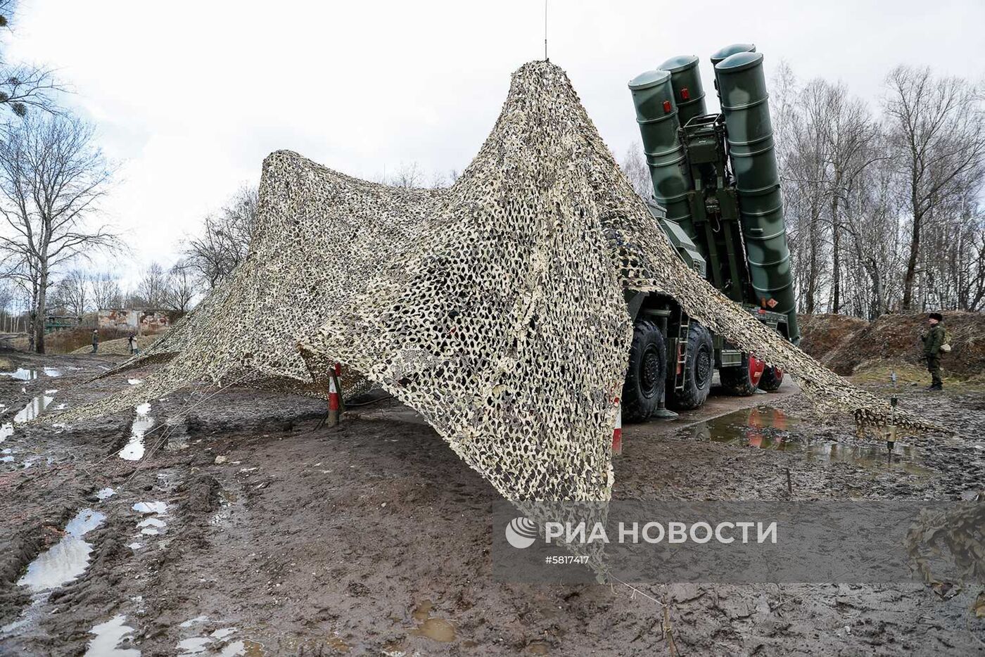 Новые расчеты С-400 заступили на первое боевое дежурство 