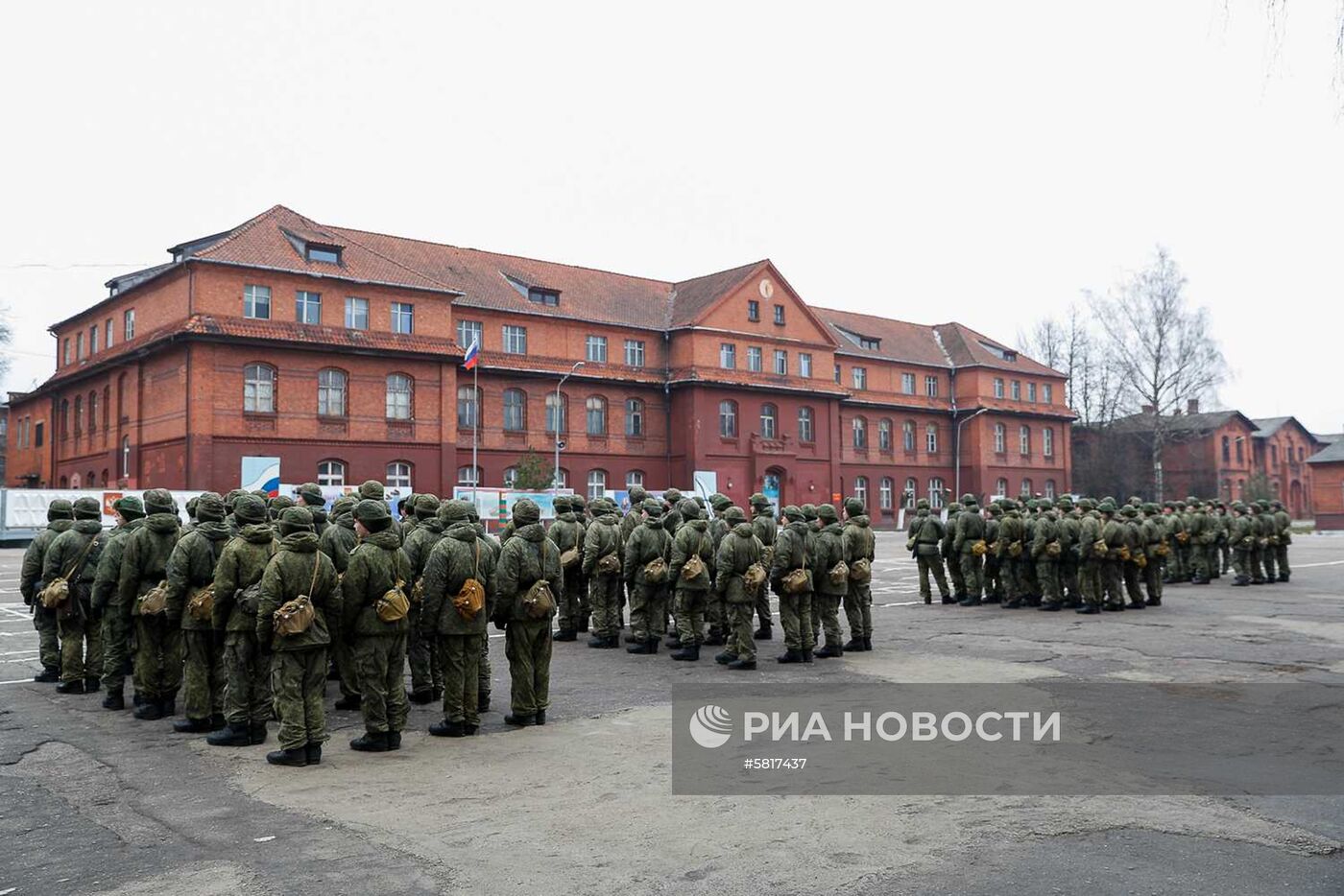 Новые расчеты С-400 заступили на первое боевое дежурство 