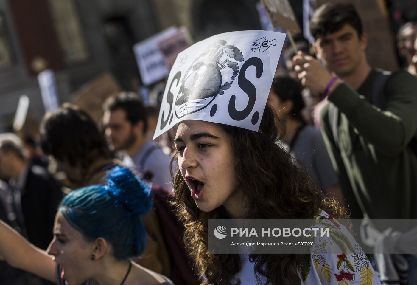 Акция Fridays For Future в Мадриде
